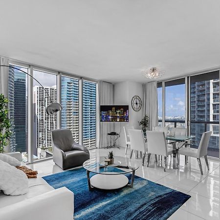 Luxurious Condo At Icon With Views ไมอามี ภายนอก รูปภาพ