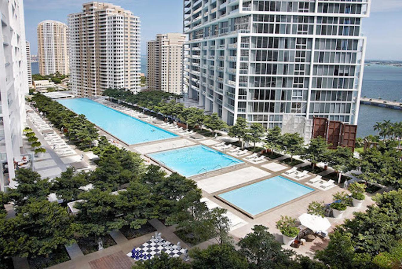 Luxurious Condo At Icon With Views ไมอามี ภายนอก รูปภาพ