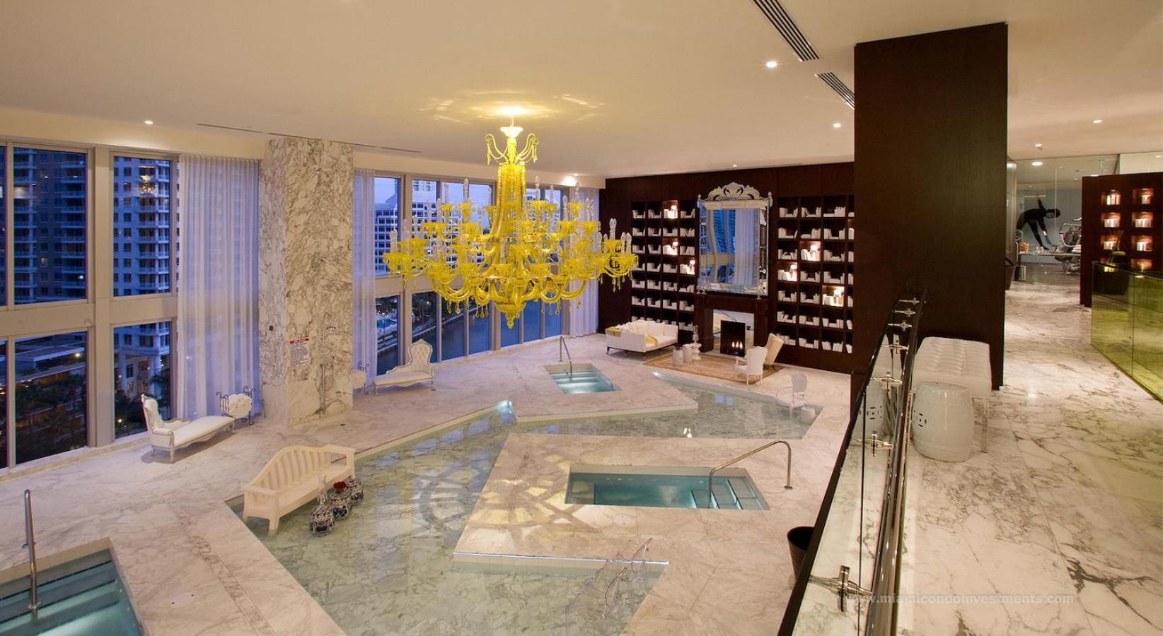 Luxurious Condo At Icon With Views ไมอามี ภายนอก รูปภาพ